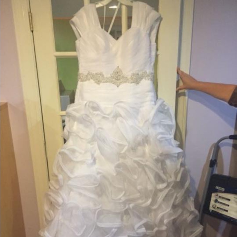 Galina Signature Wedding Dress